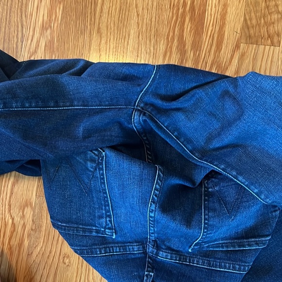 MOTHER The Weekender Fray Size 34 NWT - Picture 11 of 13